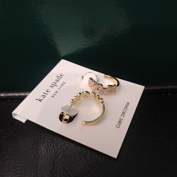 Kate Spade Love You, Mom Gold & CZ Huggies Earrings NWT - Picture 4 of 6